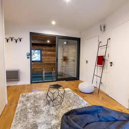 Luxe Spacieux, Piscine Chauffee, Vue Et Montagnes, Proximite Immediate Pistes 샬레 레장글