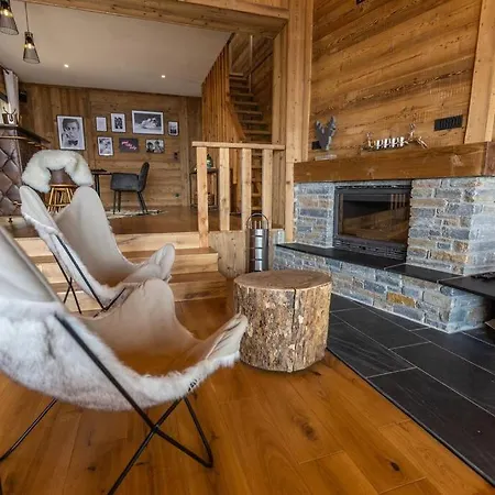 샬레 Luxe Spacieux, Piscine Chauffee, Vue Et Montagnes, Proximite Immediate Pistes *
