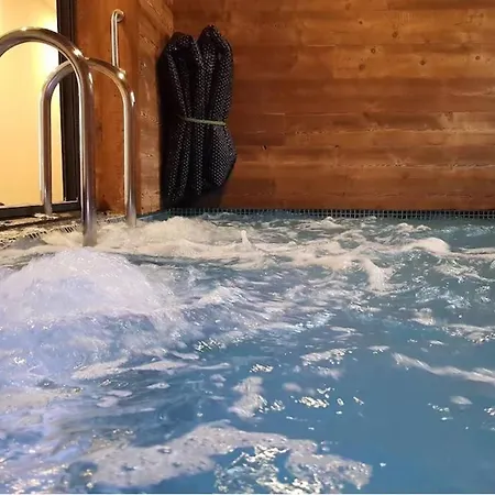 Luxe Spacieux, Piscine Chauffee, Vue Et Montagnes, Proximite Immediate Pistes 레장글