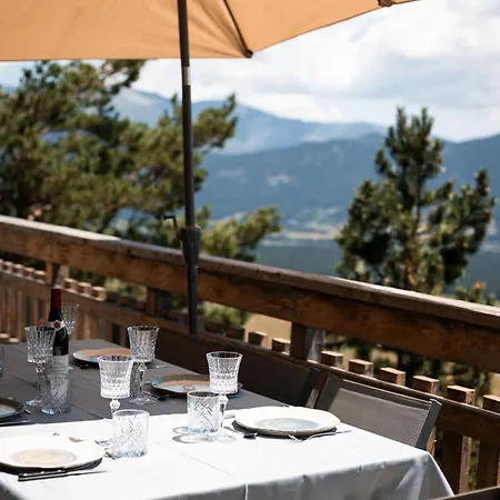 Chalet Luxe Spacieux, Piscine Chauffee, Vue Et Montagnes, Proximite Immediate Pistes